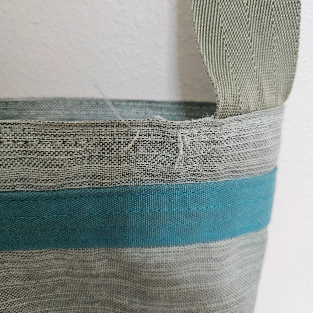 Dakine Jive Crossbody Bag Mini Travel Purse Blue Grey Woven Adjustable Strap